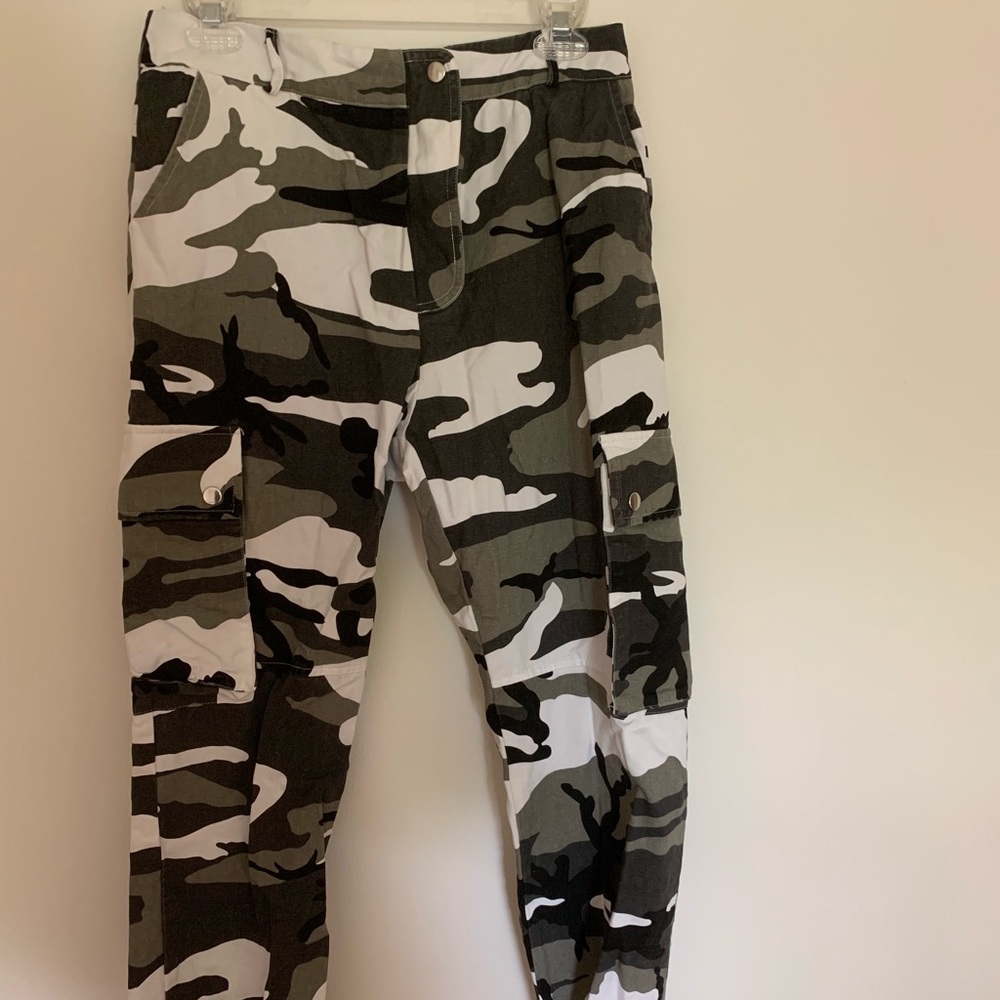 camo pants